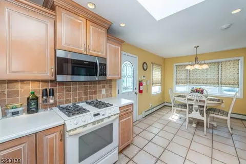 18 Stylon Rd, Wayne, NJ 07470 photo 6