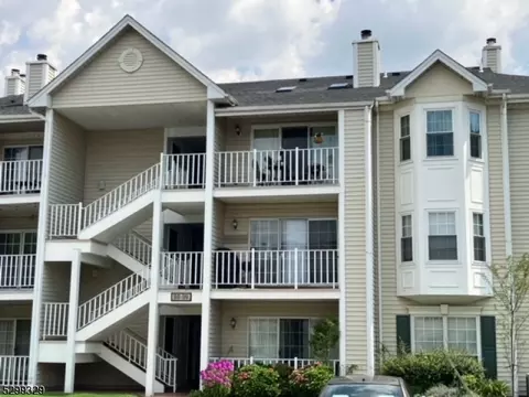 97 Clay St, North Brunswick Twp, NJ 08902