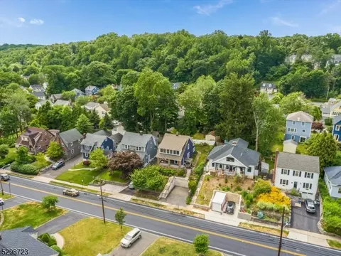 19 Baltusrol Rd, Summit, NJ 07901 photo 29
