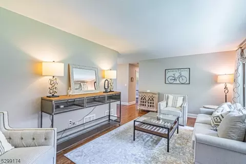 987 Buxton Rd, Bridgewater, NJ 08807