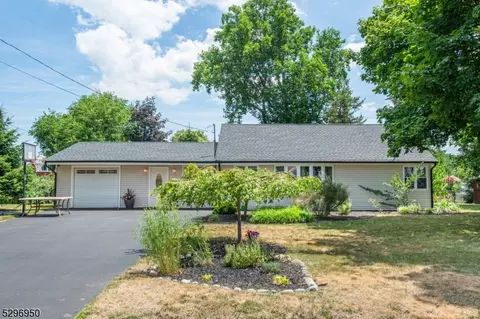 8 Furno Pl, Wayne, NJ 07470 photo 24