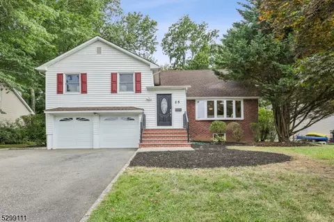25 Baker Rd, Livingston, NJ 07039