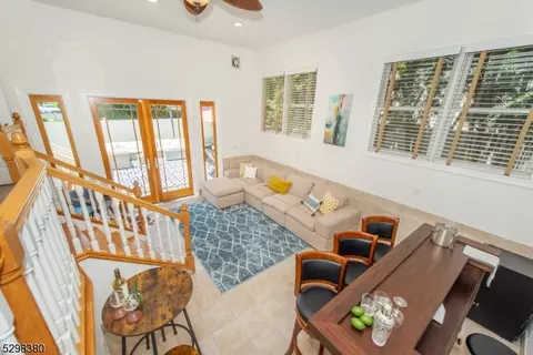 801 Pascack Rd, Paramus, NJ 07652 photo 23