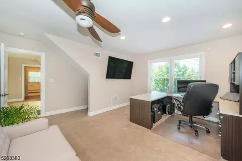 801 Pascack Rd, Paramus, NJ 07652 photo 37