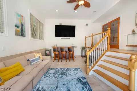 801 Pascack Rd, Paramus, NJ 07652 photo 21