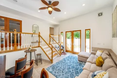 801 Pascack Rd, Paramus, NJ 07652 photo 19