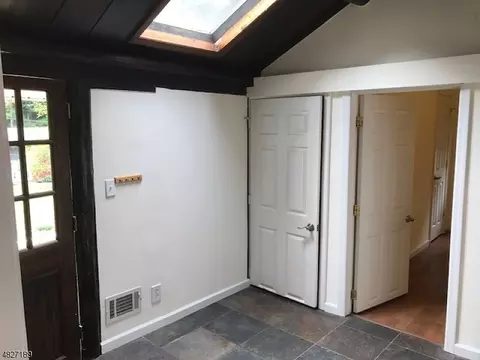 37 Park Rd, Sparta, NJ 07871 photo 6