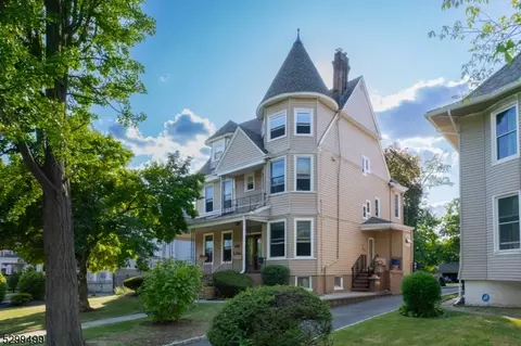 195 Glenwood Ave, East Orange, NJ 07017