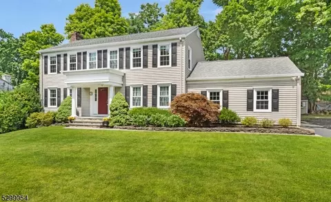 3 Catalpa Rd, Morristown, NJ 07960