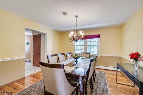 5 Hazel Ave, Edison, NJ 08820 photo 18