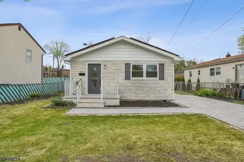 75 Nokomis Ave, Parsippany-troy Hills Twp, NJ 07034