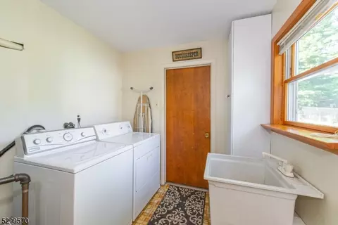 12 Lenape Trl, Wayne, NJ 07470 photo 13