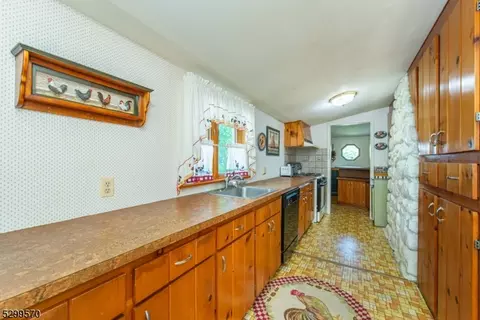 12 Lenape Trl, Wayne, NJ 07470 photo 11