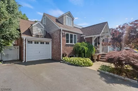 121 James St, Rochelle Park, NJ 07662