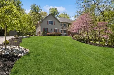 37 Winslow Dr, Bridgewater Twp, NJ 08836