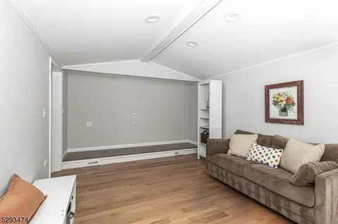 253 Hillside Ave, Springfield, NJ 07081 photo 12