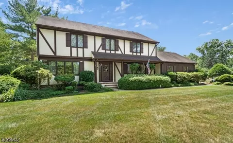 480 Van Holten Rd, Bridgewater, NJ 08807