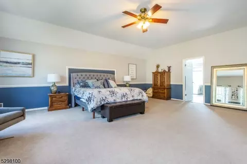 36 Fox Boro Rd, Wayne, NJ 07470 photo 22