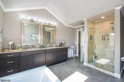 36 Fox Boro Rd, Wayne, NJ 07470 photo 25