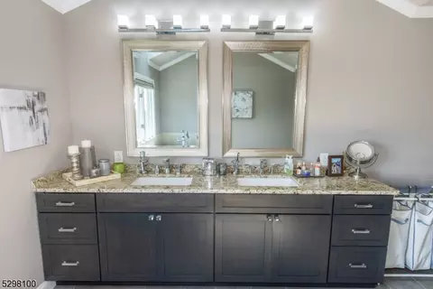 36 Fox Boro Rd, Wayne, NJ 07470 photo 24