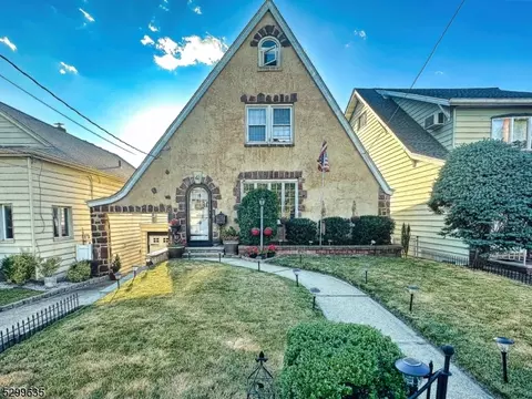 41 Prospect Ave, North Arlington, NJ 07031