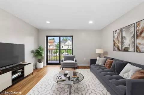 300 Park St, Hackensack, NJ 07601 photo 10