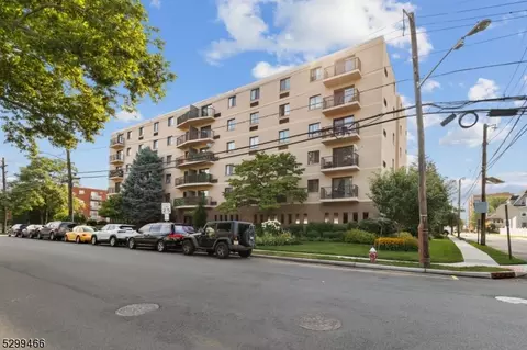 300 Park St, Hackensack, NJ 07601