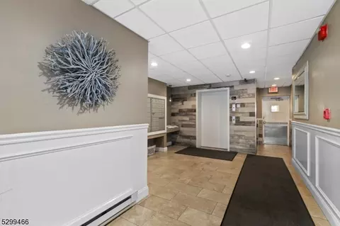 300 Park St, Hackensack, NJ 07601 photo 31
