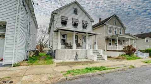 25 East St, South River, NJ 08882