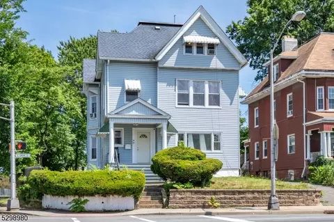 82 S Grove St, East Orange, NJ 07018