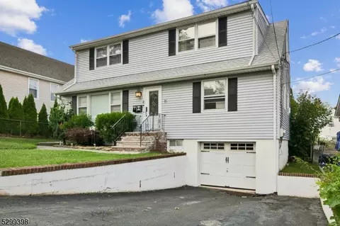 16 Milton Ave, Nutley, NJ 07110 photo 4