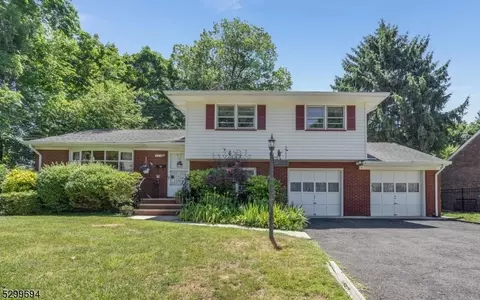 316 Mobus Ave, North Plainfield, NJ 07062