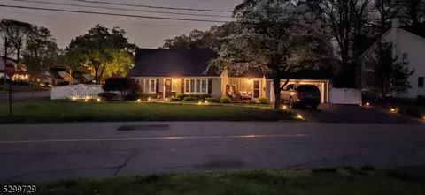 45 Millington Dr, Midland Park, NJ 07432