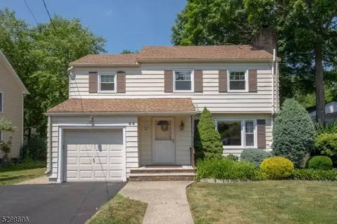 44 Stiles Ave, Morris Plains, NJ 07950