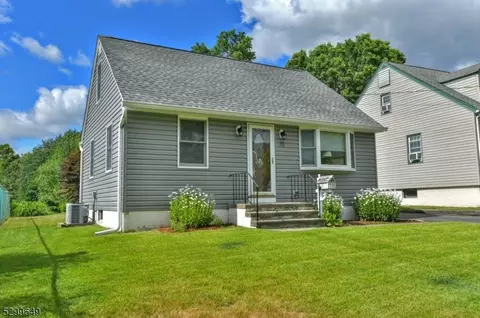 35 Long Ave, Mahwah, NJ 07430