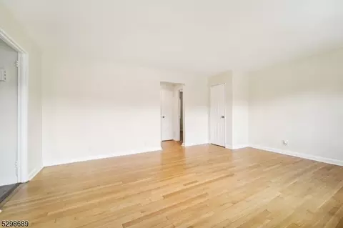 460 Heath Pl 33 #33, Hackensack, NJ 07601 photo 8
