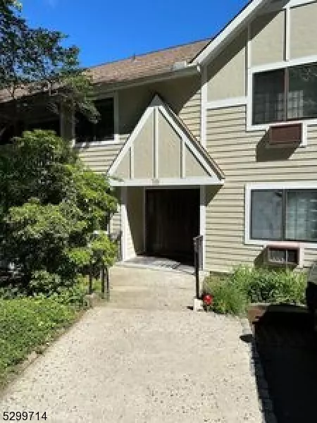 13 Foxwood Dr # F, Morris Plains, NJ 07950