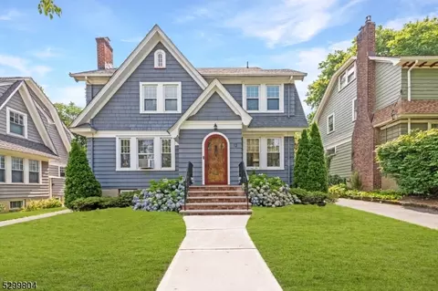 12 Burr Rd, Maplewood, NJ 07040