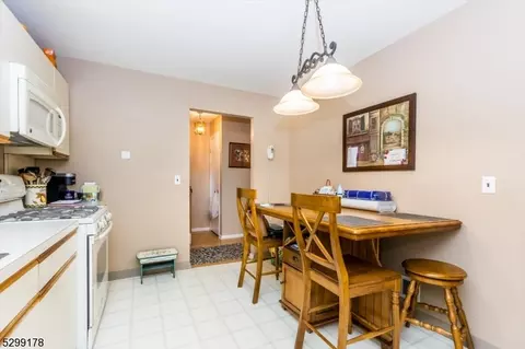 11 Lockley Ct, Wayne, NJ 07470 photo 14