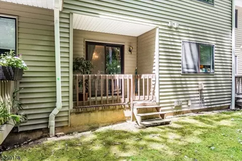 11 Lockley Ct, Wayne, NJ 07470 photo 26