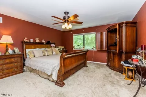 11 Lockley Ct, Wayne, NJ 07470 photo 20