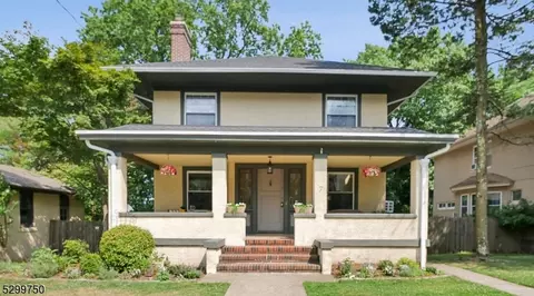 7 Overlook Ave, West Orange, NJ 07052