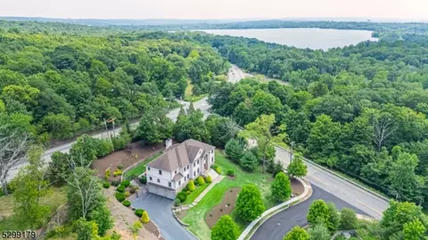 1 Massola Dr, Wayne, NJ 07470 photo 50