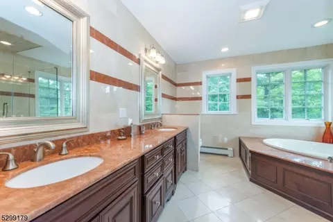 1 Massola Dr, Wayne, NJ 07470 photo 31