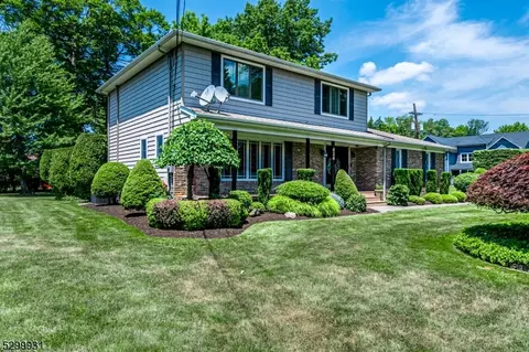 626 Lincoln Park E, Cranford, NJ 07016