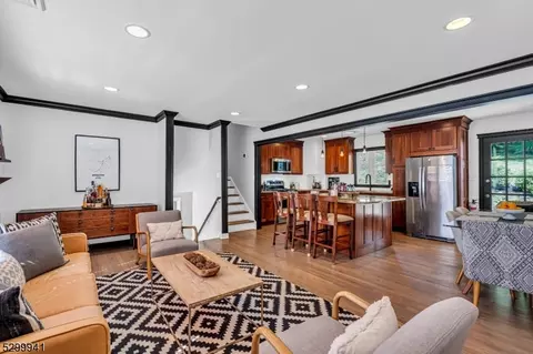 108 Burnham Pkwy, Morristown, NJ 07960