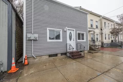 49 Sassafras St, Paterson, NJ 07524