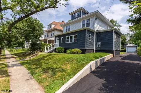 128-130 Nesbit Ter, Irvington, NJ 07111