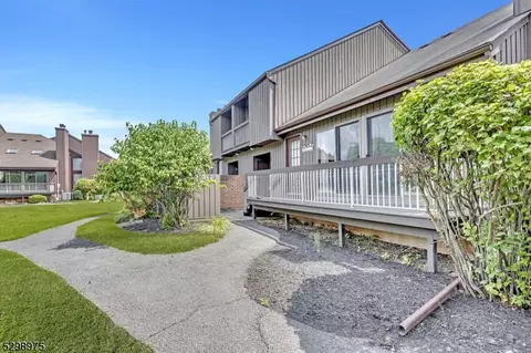 3923 Bloomingdale Dr, Hillsborough, NJ 08844