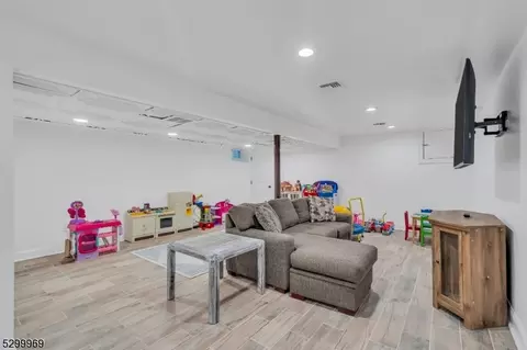 114 Everdale Rd, Randolph, NJ 07869 photo 27